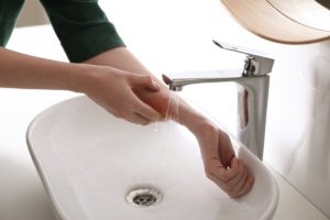 cosa fare per una scottatura da acqua bollente